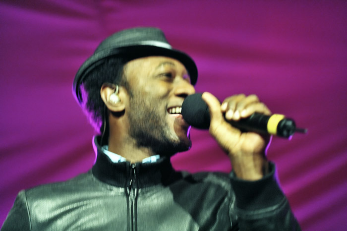 Aloe Blacc and Maya Jupiter live
